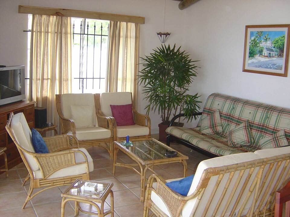 Villa-Pelican-Lounge