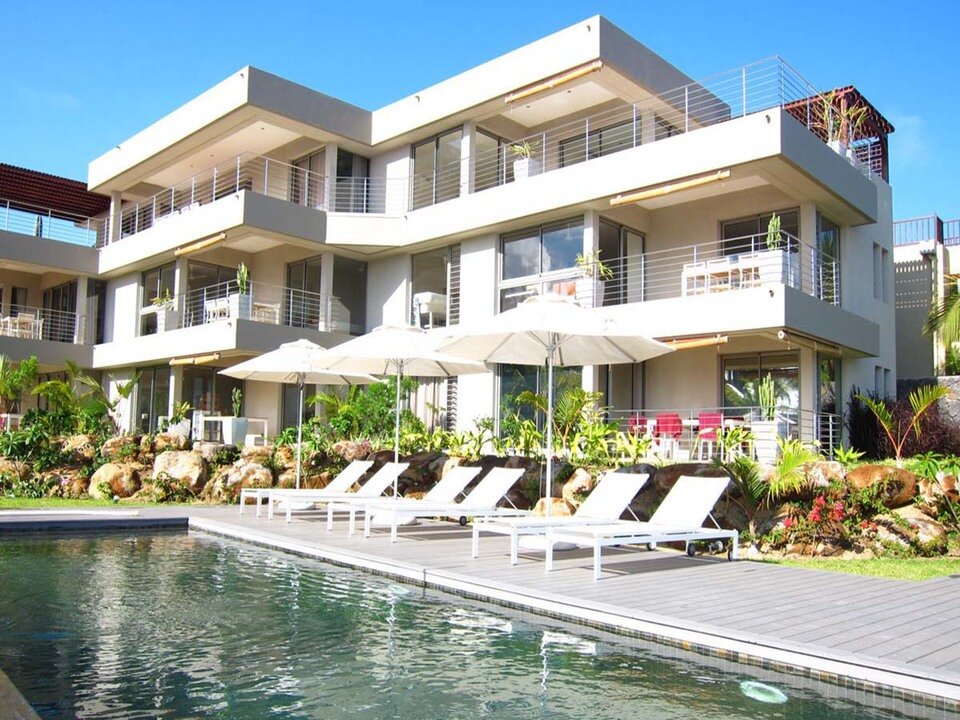 bon azur - pool and apartments