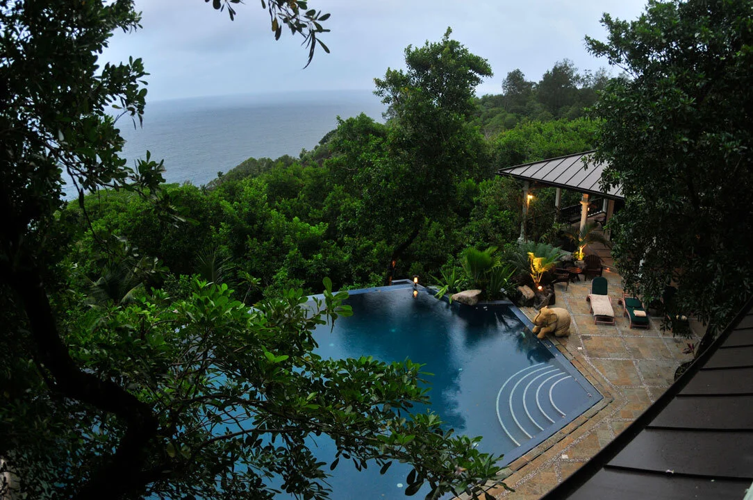 residence_on_the_rocks21.jpg