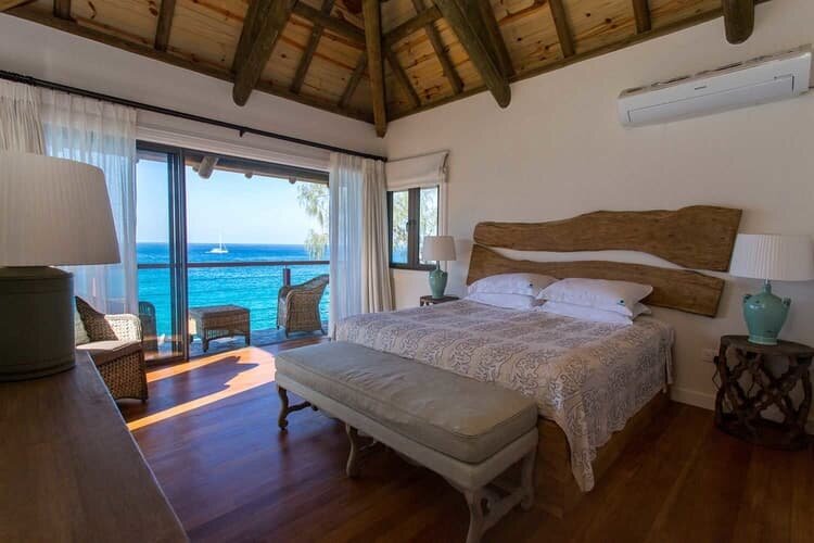 villa mahe - bedroom 1