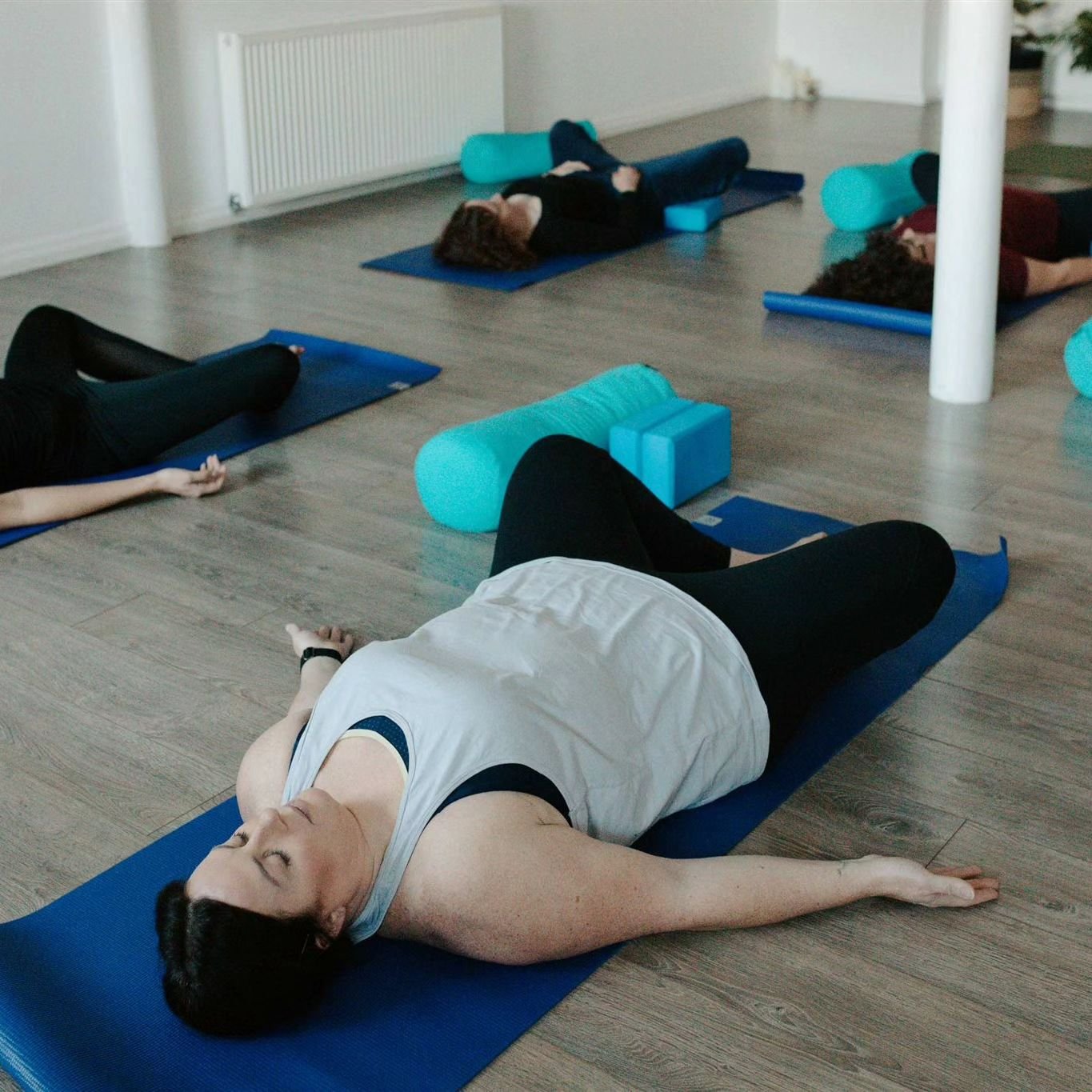 Here are 5 things my Gentle Yoga Class can help you with:

✨️ Regulate your nervous system
✨️ Reduce feelings of stress and anxiety
✨️ Gently strengthen your body
✨️ Improve mobility
✨️Increase flexibility

The good news is they're also beginner frie