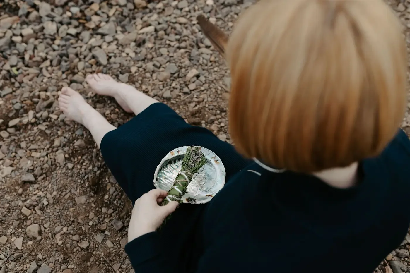 Michelle Lang, Reiki Master in Glasgow, burning sage to prepare for a Reiki session