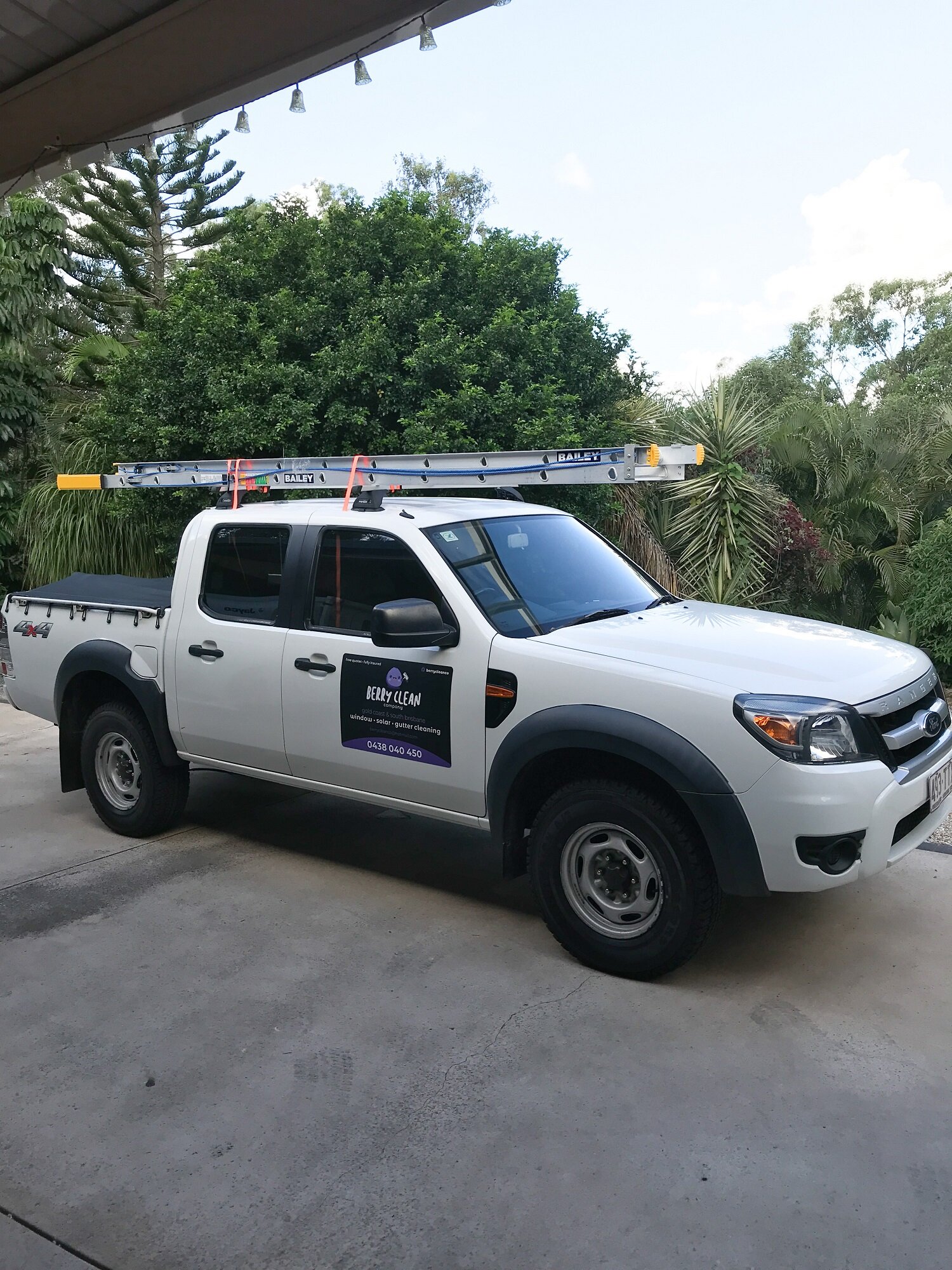 Berry Clean Company Window Cleaning.jpg