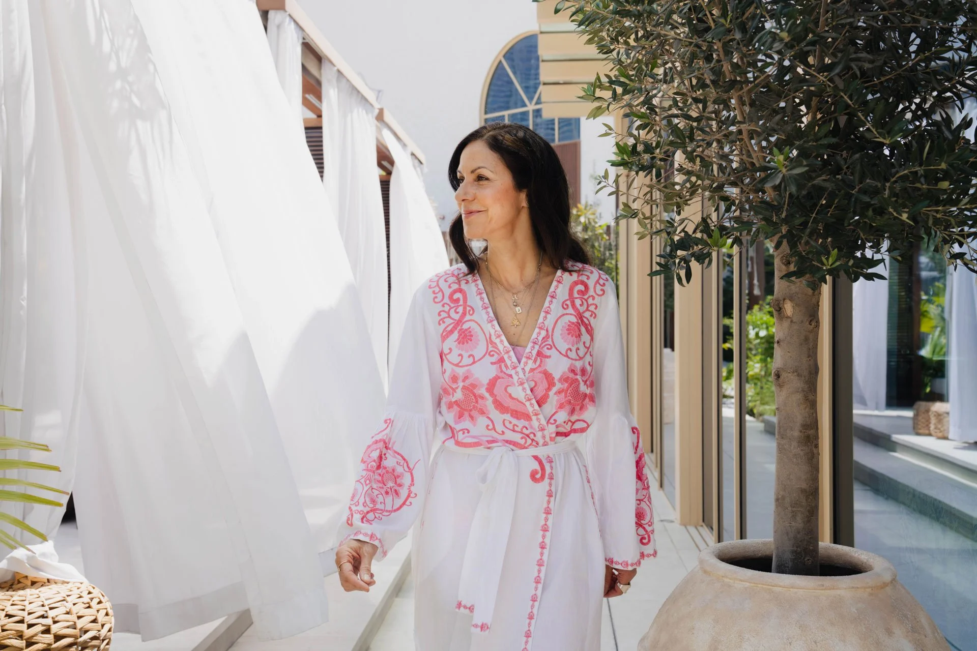 Soham Julia Bradbury Credit Anna Nielsen APPROVED HIRES AMN09254.jpg