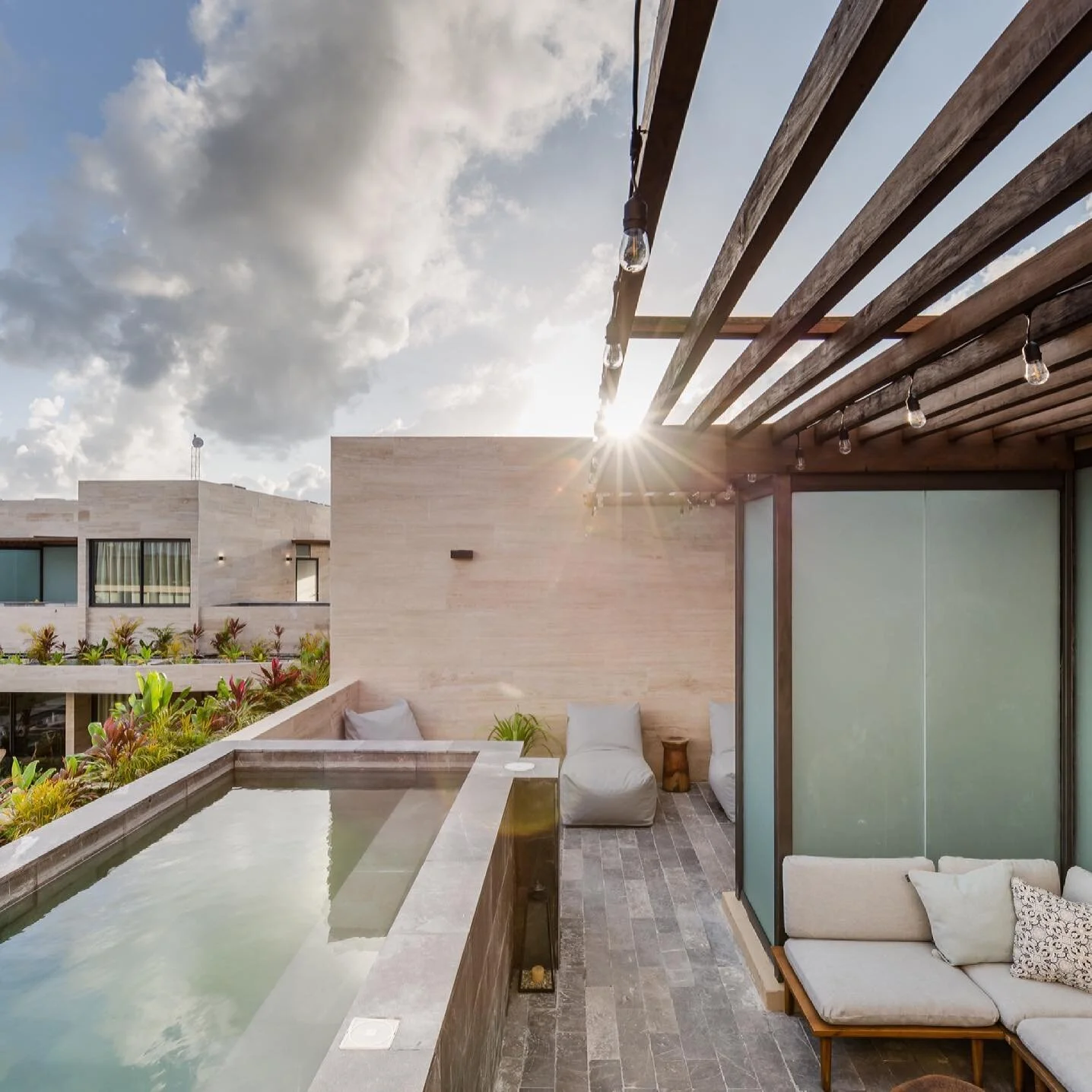 Rooftop view from our Mistiq project ✨