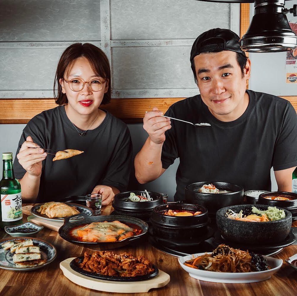 Making plans for lunch date ❤️?

What better way to spend it than at @wangdaebakbbq with loved ones over a sumptuous feast of Korean Retro vibes 🇰🇷.

Tag you bae and make a reservation via #linkbio #kbbq #wangdaebak #wangdaebakbbq #wangdaebakpocha 