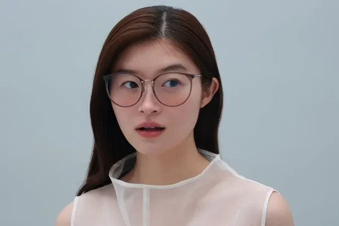 intip-kacamata-jins-yang-menghadirkan-efek-makeup-lewat-strategi-branding-ala-jepang