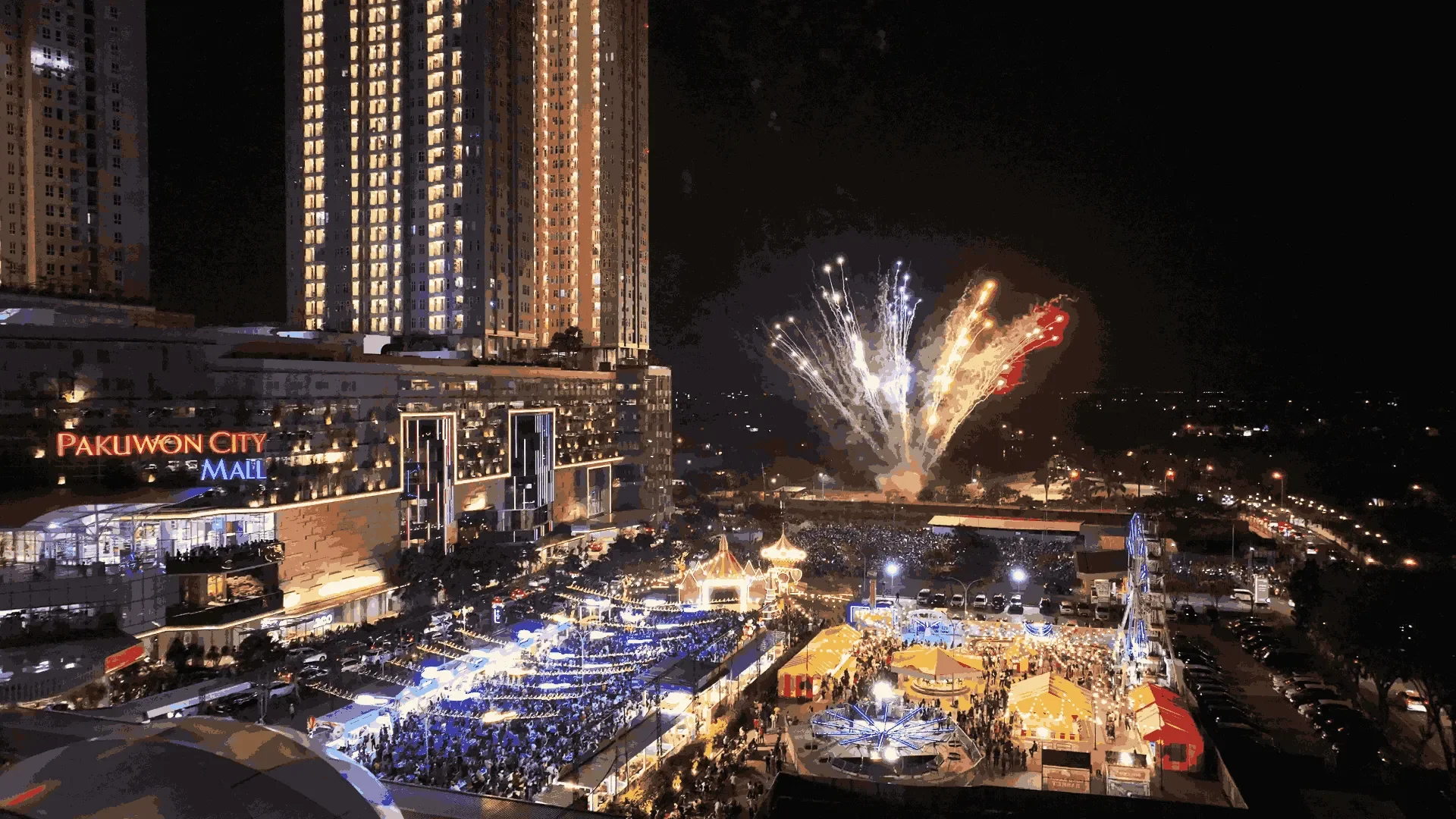 pakuwon-city-mall-surabaya-strategi-membangun-destinasi-belanja-modern-yang-menarik-perhatian-konsumen-di-era-digital-2026.webp