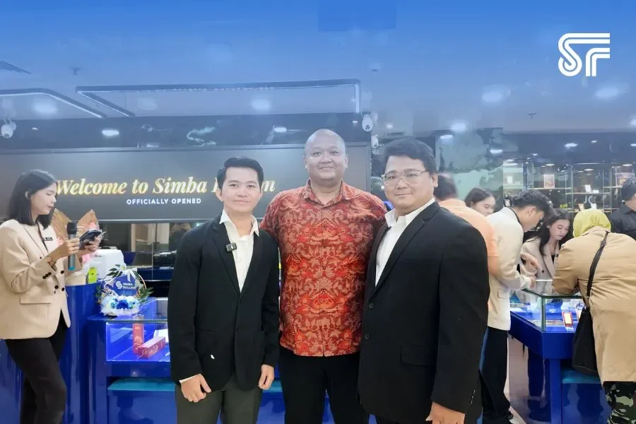 PT Simba Refinery Indonesia resmi membuka butik emas tematik pertamanya di Jakarta Pusat. 