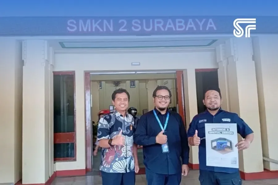 Dorong Skill Digital, Start Friday Kunjungi SMKN 2 Surabaya Bawa Program AI Internship