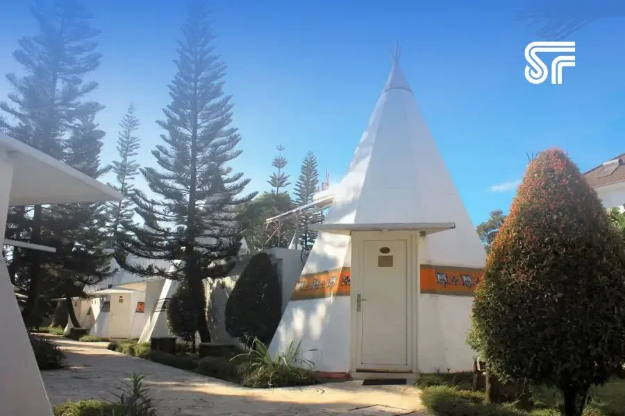 The Highland Park Resort Hotel Bogor: Destinasi Glamping yang Menguatkan Place Branding Bogor