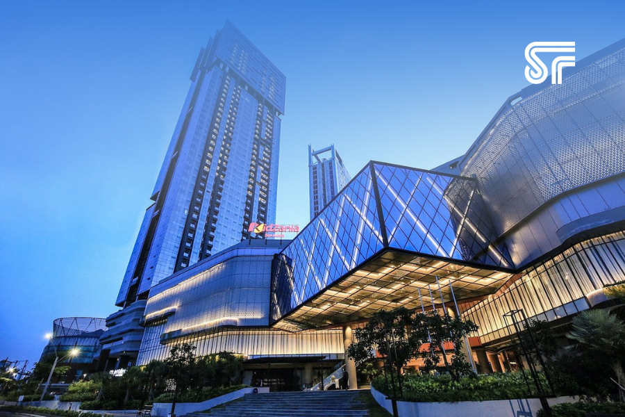 Lagoon Avenue Mall Sungkono, Mall dengan Taman yang Bikin Orang Betah