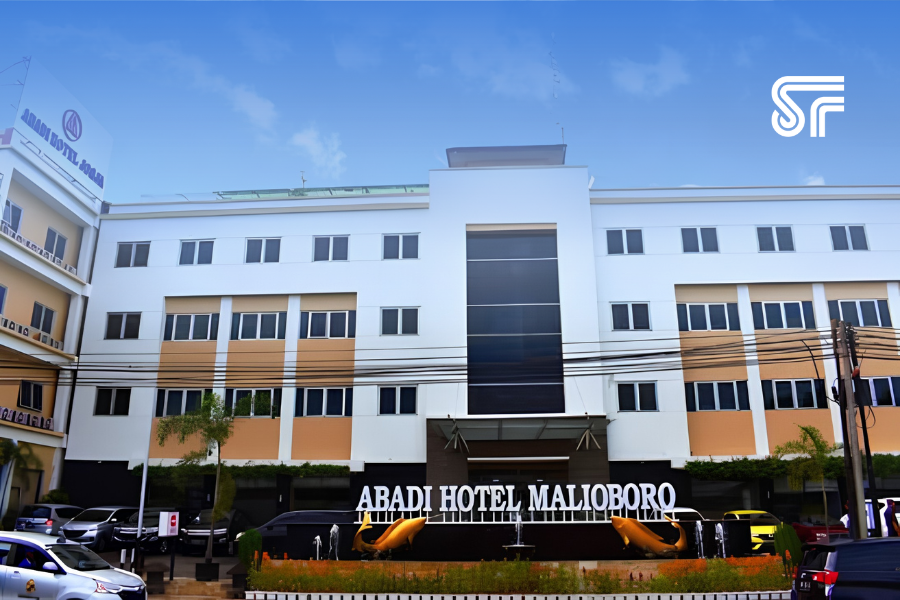Abadi Hotel: Gerbang Keramahan Malioboro dari Seberang Stasiun Tugu