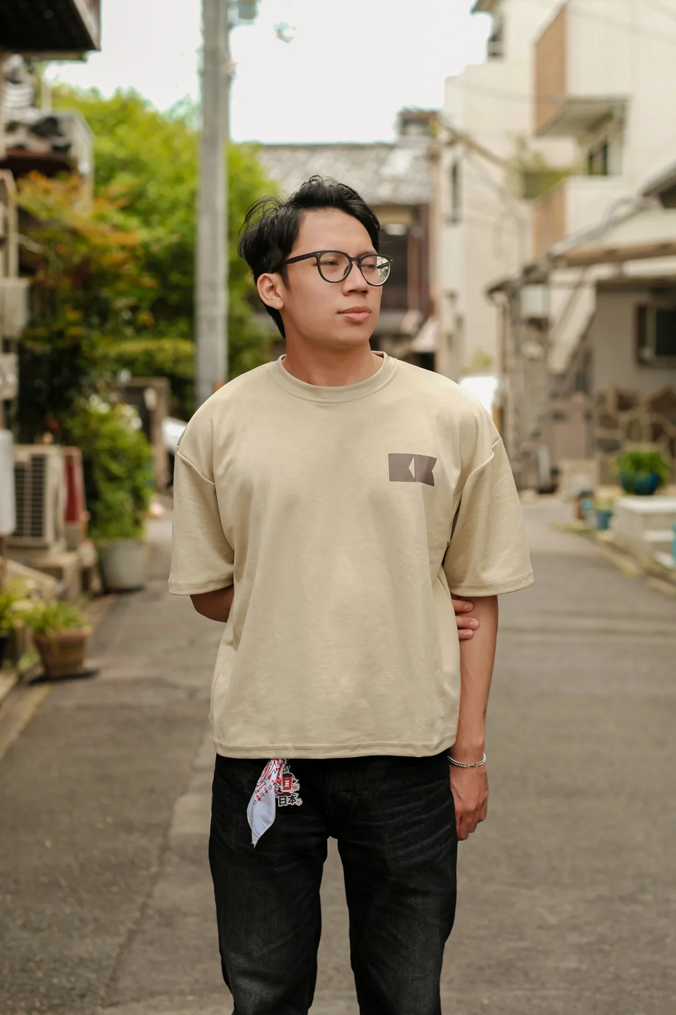 Rakken Coffee Merch -- Cream Tee - look