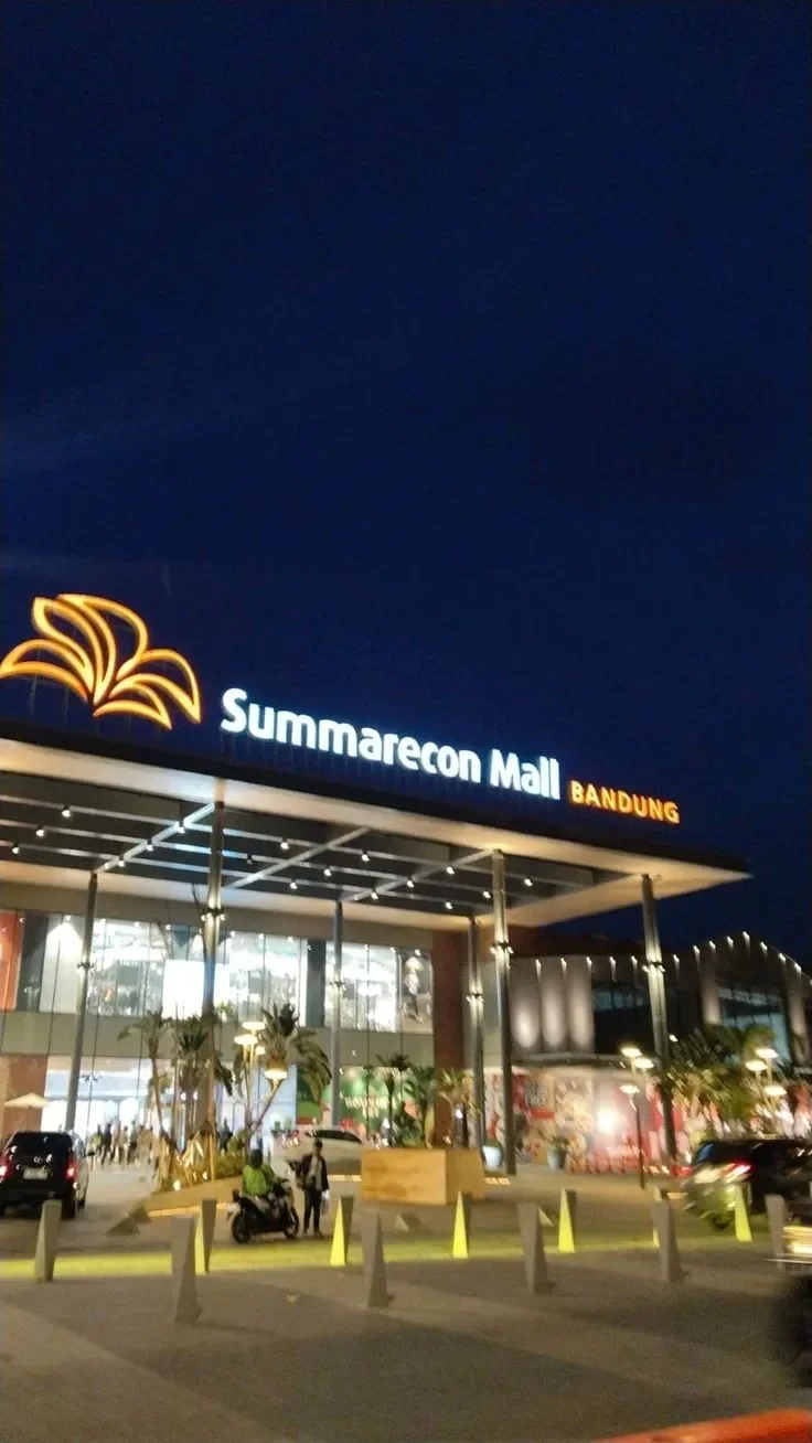 daftar-mall-berbagai-kota-di-indonesia-pernahkah-fripipel-kesini-2026 (4).webp