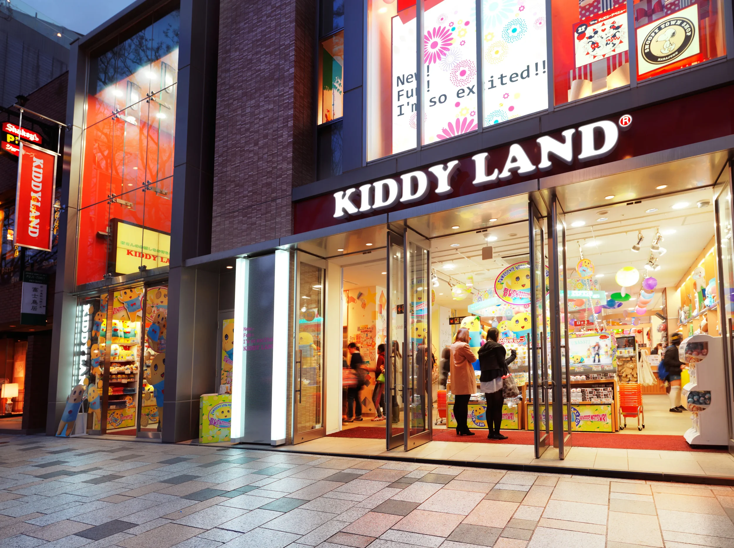 bukan-sekadar-lucu-fomo-koleksi-dan-strategi-experience-kiddy-land