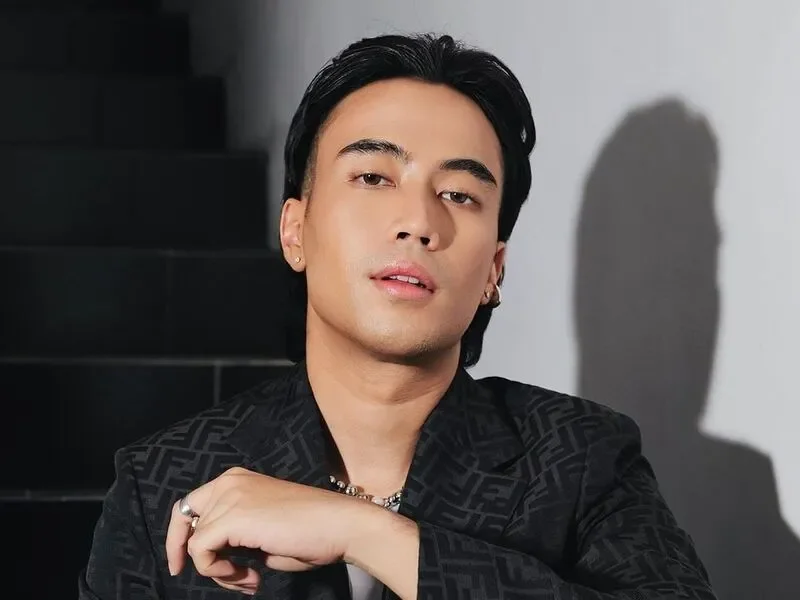 personal-branding-vidi-aldiano-musisi-pop-yang-berhasil-mengubah-karier-hiburan-jadi-personal-brand-bernilai-tinggi