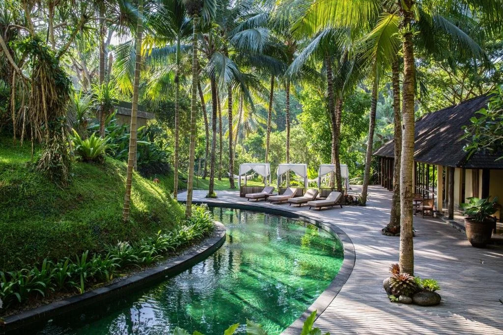 place-branding-komaneka-resort-ubud-boutique-luxury-resort-yang-memadukan-kemewahan-budaya-bali-dan-keindahan-alam-ubud