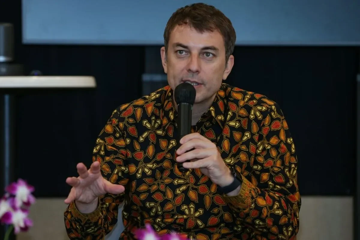 mengenal-personal-branding-vassilis-gkatzelis-presiden-direktur-hm-sampoerna