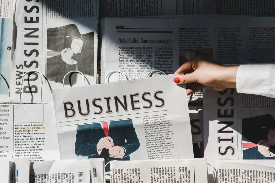 layanan-business-consultant-surabaya-untuk-transform-bisnis-fripipel