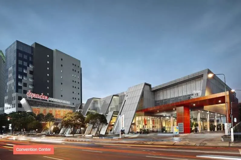 dyandra-convention-center-pusat-event-konvensi-terbesar-di-indonesia