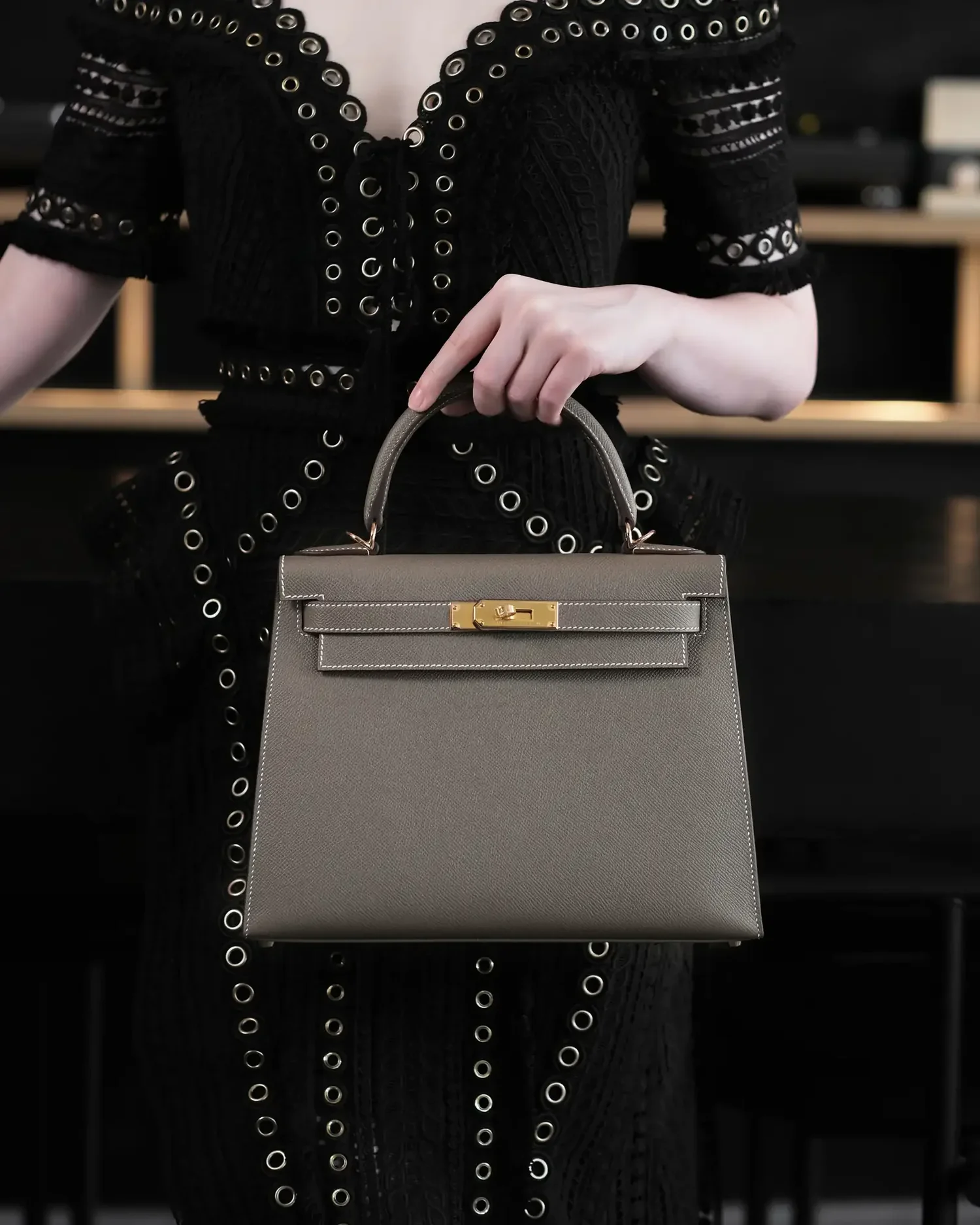 Luxela Monochrome — look