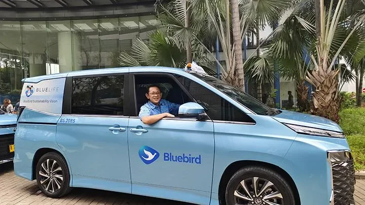 blue-bird-hadirkan-layanan-transportasi-lebih-nyaman-dengan-inovasi-terbaru