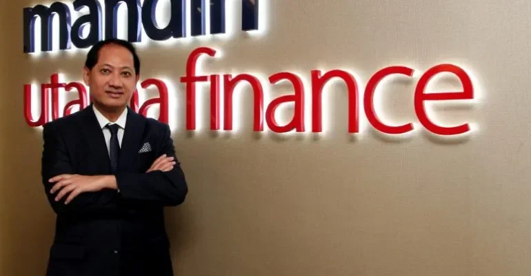 personal-branding-stanley-setia-atmadja-direktur-utama-mandiri-utama-finance-muf-2025