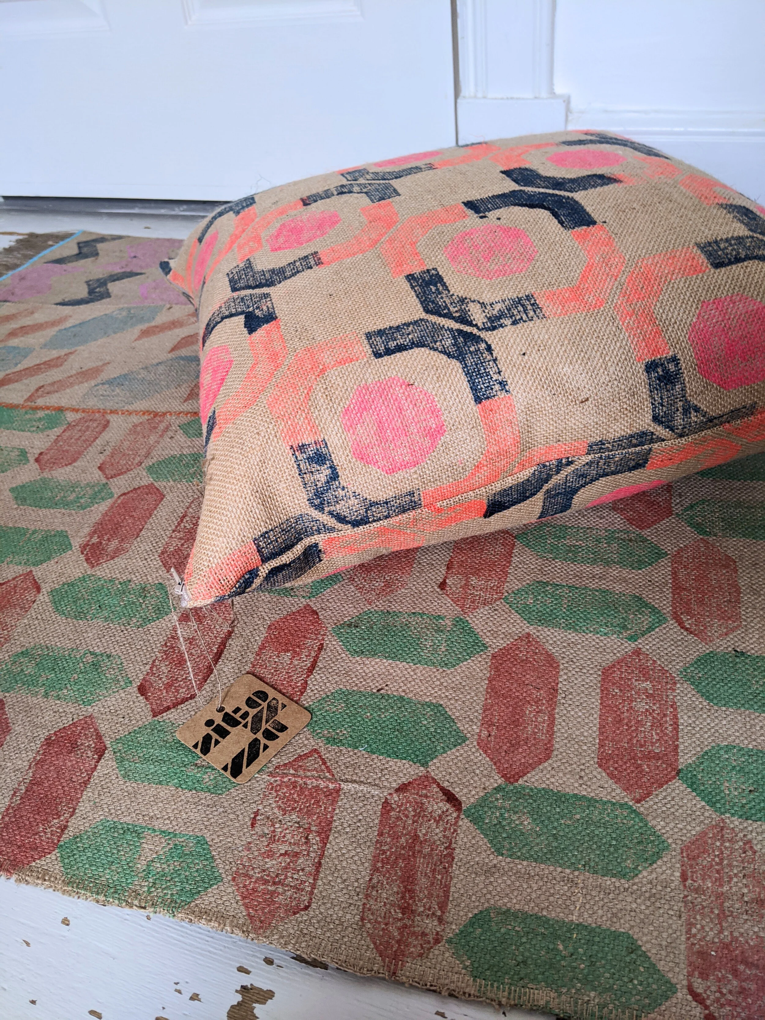 METRÓ large square cushion