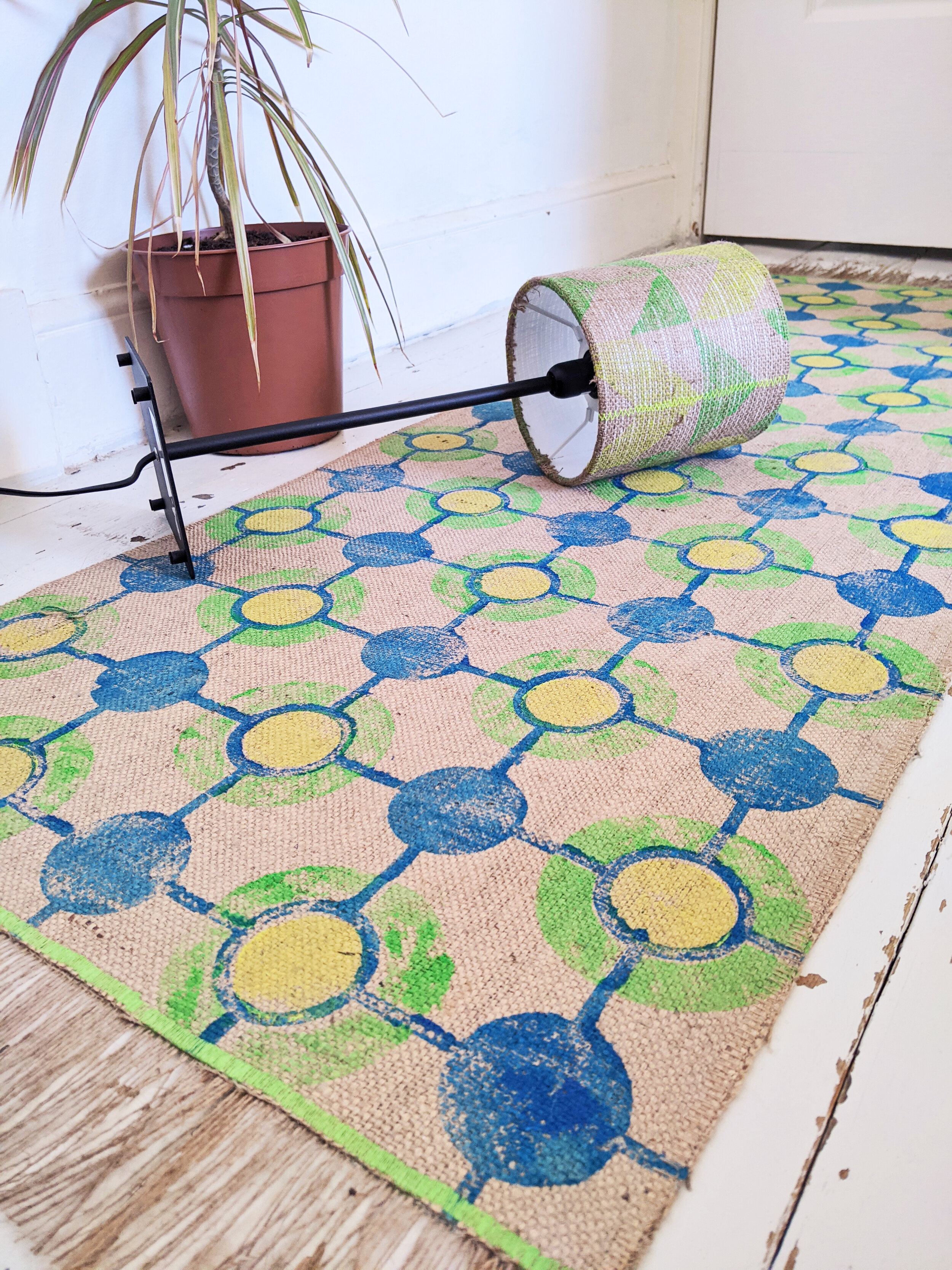 KÖRFORGALOM runner rug with bright blue colourful geometric retro pattern design