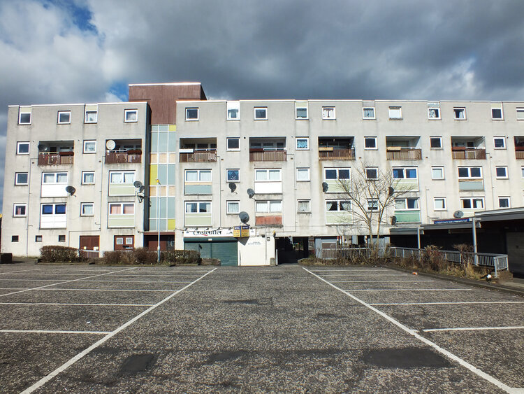25-postwar-modernist-housing-scotland-glenrothes.jpg