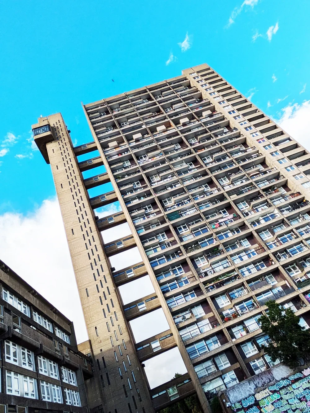 from building to textile pt. 2: a case study of translating trellick tower into pattern