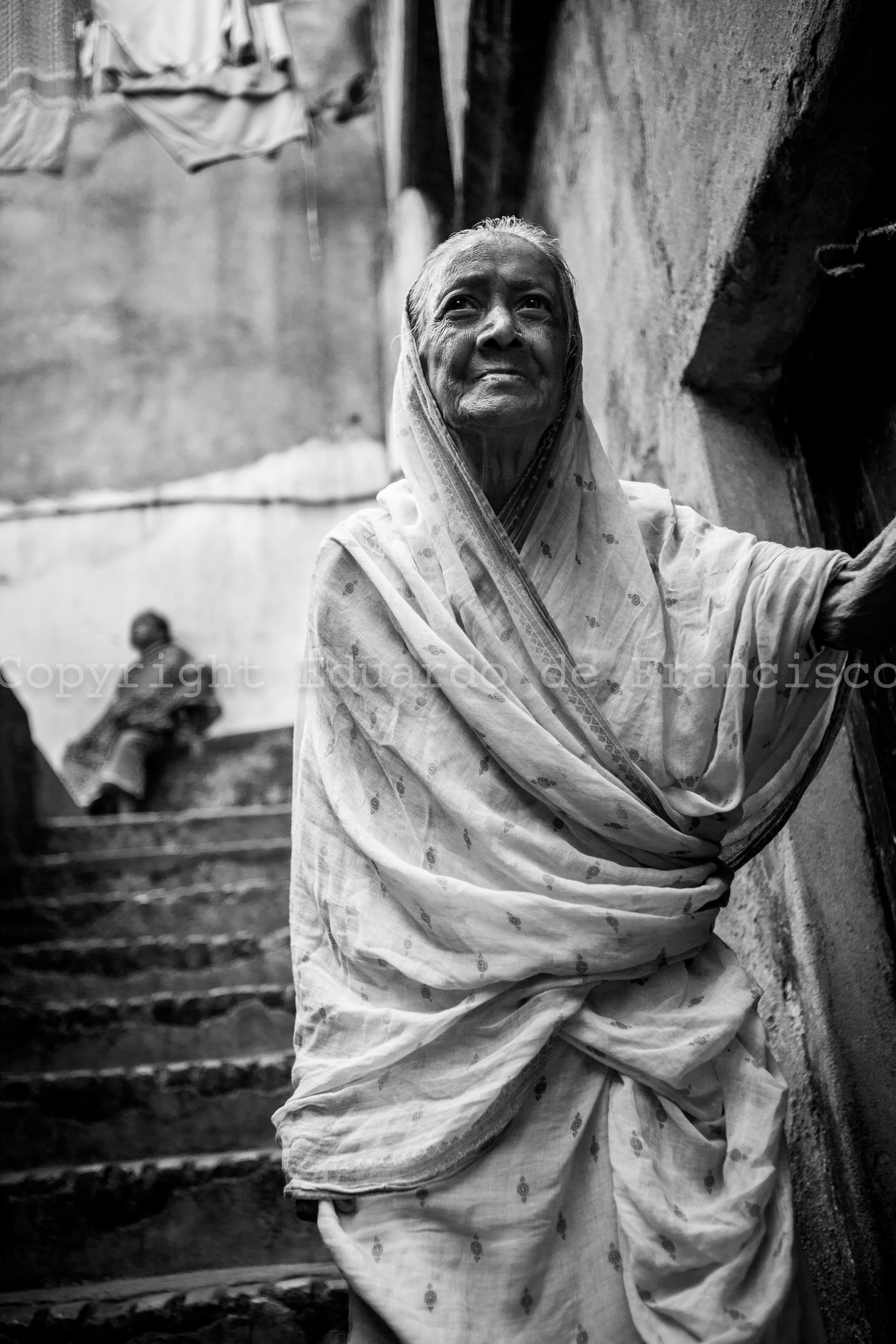  Pushpo Das, 82 years old. She arrived to Sonagachi when she was 15, thinking that she would work as a maid. She was then forced to prostitution and stayed like that for the following 40 years. She later on worked as a servant. In an example of the r