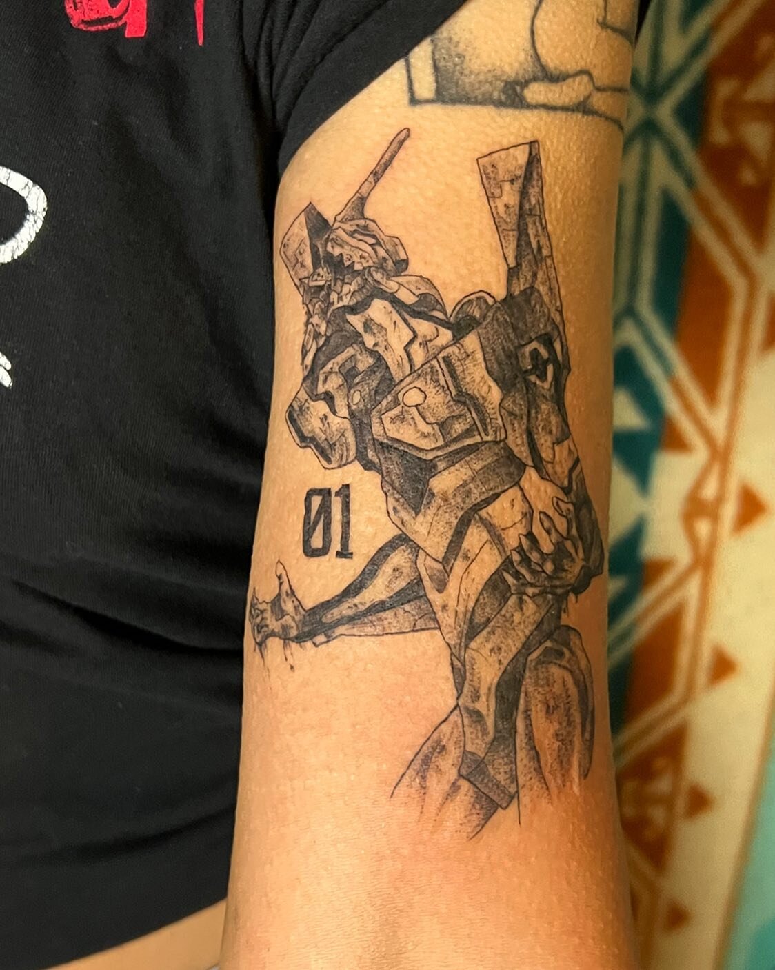 🩸Eva Unit 01 going Beserk for Tre!🩸They were such a trooper for letting me go all out on the details. Thank you for the trust of letting me add to your creepy manga arm! #evangelion #evaunit01 #mangatattoo #horrormanga #animetattoo #blackandgreytat