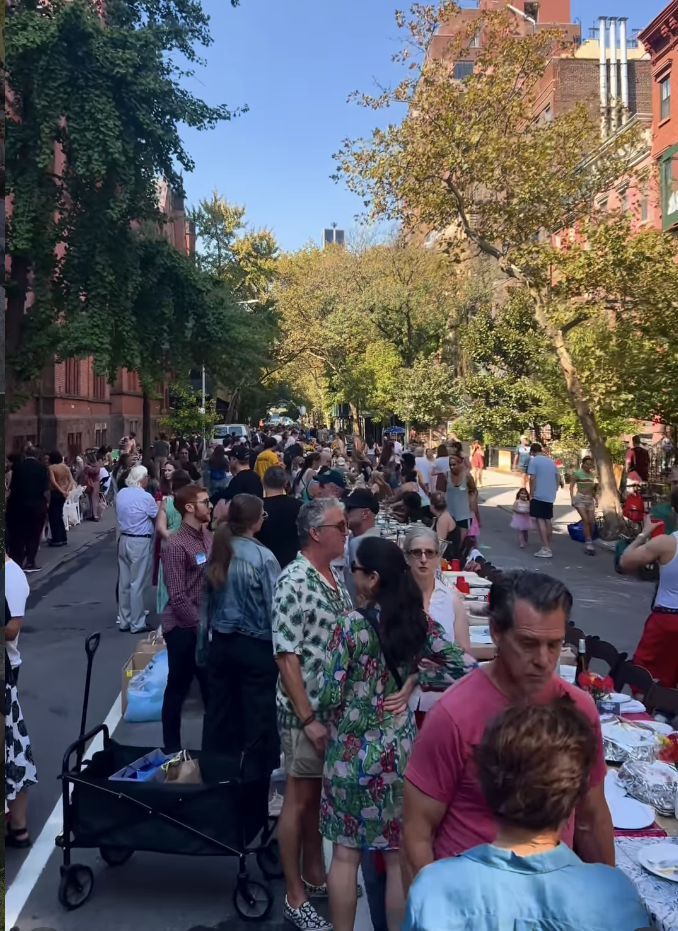 The Longest Table, an outdoor dinner party in Chelsea, seeks chief of staff