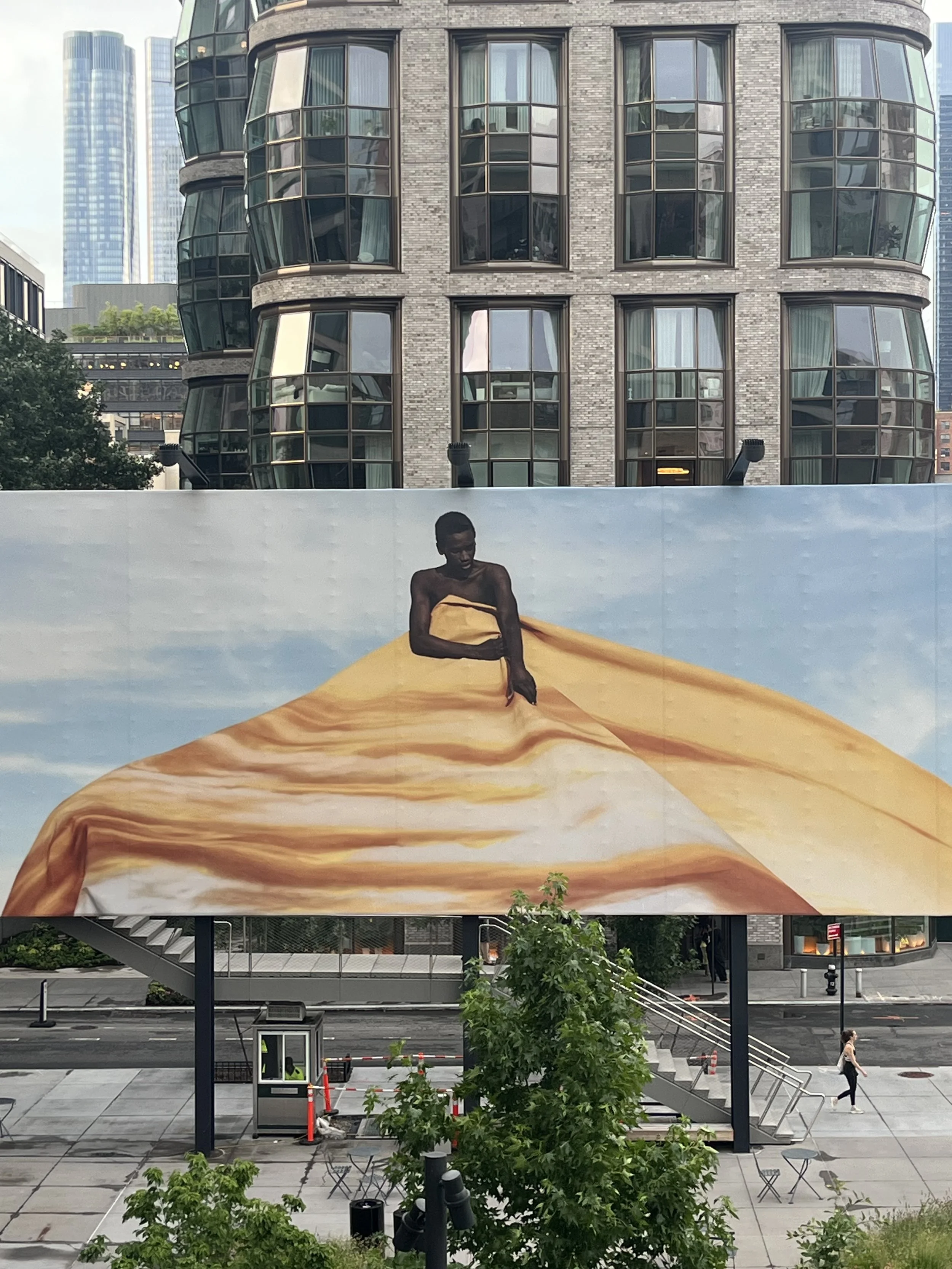 It’s not a dress; it’s a different sky
