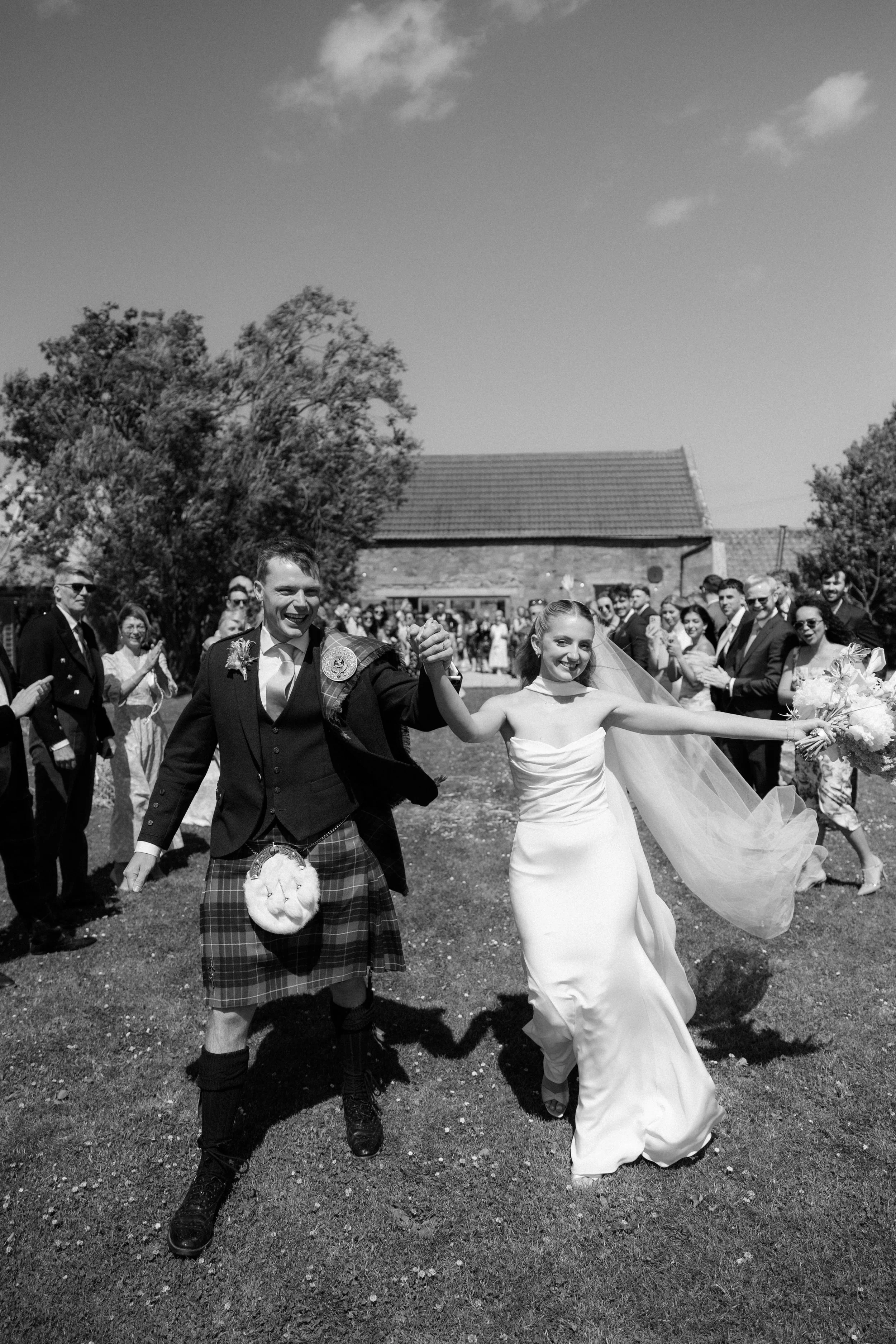 0538-Emily-Ali-Cowshed-Crail-Lianne-Mackay-Wedding-Photography-Elopements-Scotland-Edinburgh.jpg
