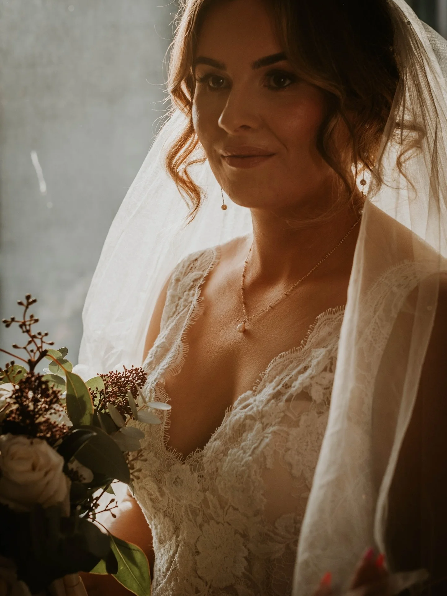 Another gallery delivered this week from my November wedding! 

Congratulations again to Rebecca &amp; Conor 🎉🥳🥂
Vendor List:
@grandcentralbelfast
@the_beechlawn_hotel
@aisle_love_
@abovetheislefilms
@davidmcconkey_floralcouture
@caliandco__
@perf