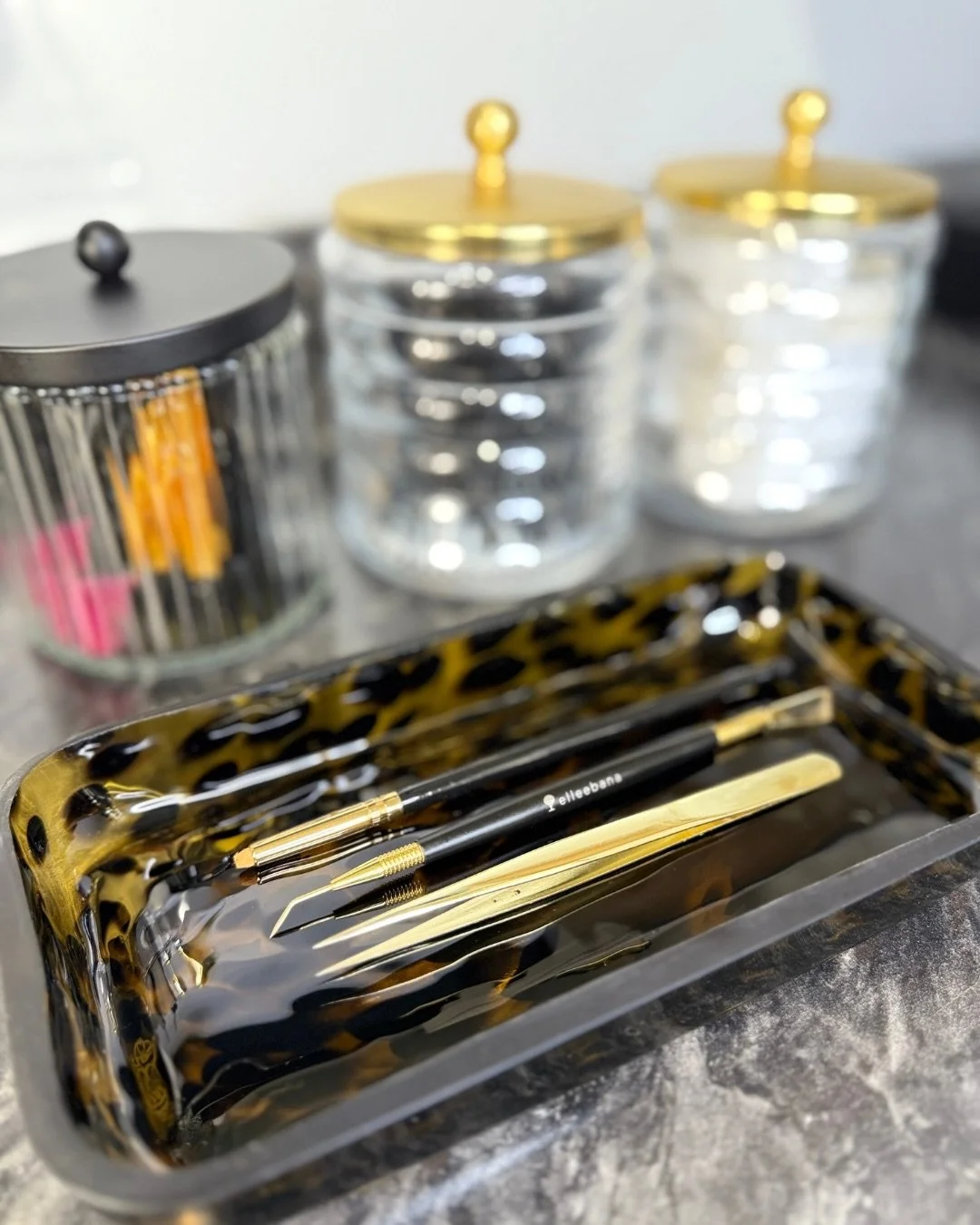 The results are as satisfying as the lamination itself 💫

Lifted fluffy brows plus a custom tint for that fuller look without filling them in every morning. 

Lasts up to 6 weeks
Book in bio
West Hollywood

#WestHollywoodBrows #LosAngelesBrows #Brow