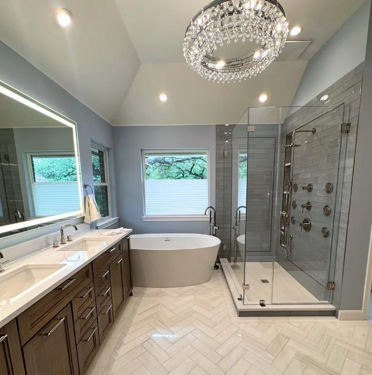 Forest Creek Primary Bath