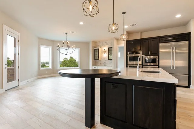 1109 Challenger KITCHEN BISTRO TABLE.jpeg