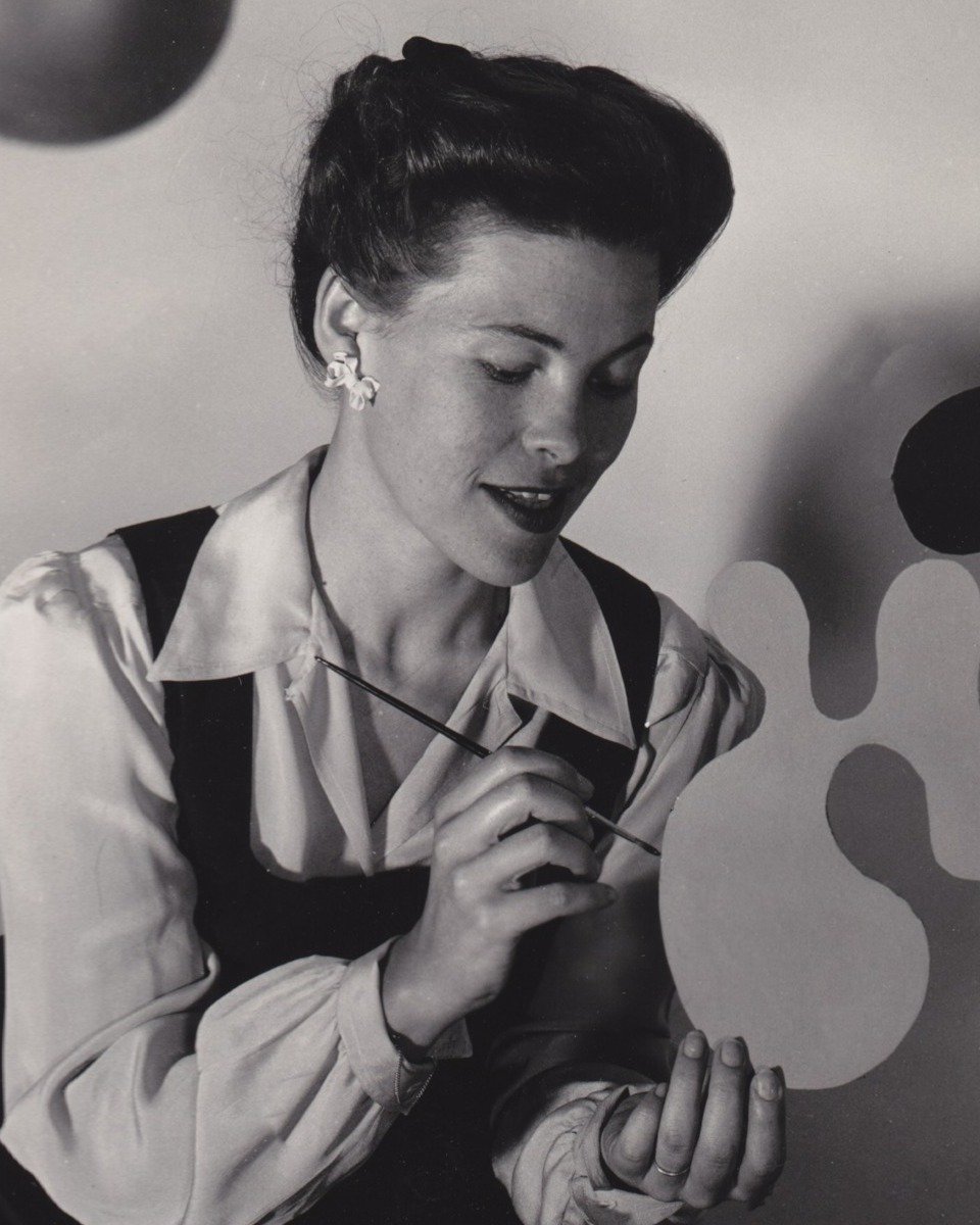 Celebrating another design crush: our girl Ray Eames in our latest journal 💫
⁠
Her work in textiles, pattern, furniture design, interiors, and overall style have had a lasting impact and extraordinary contributions to modern design. Historically out