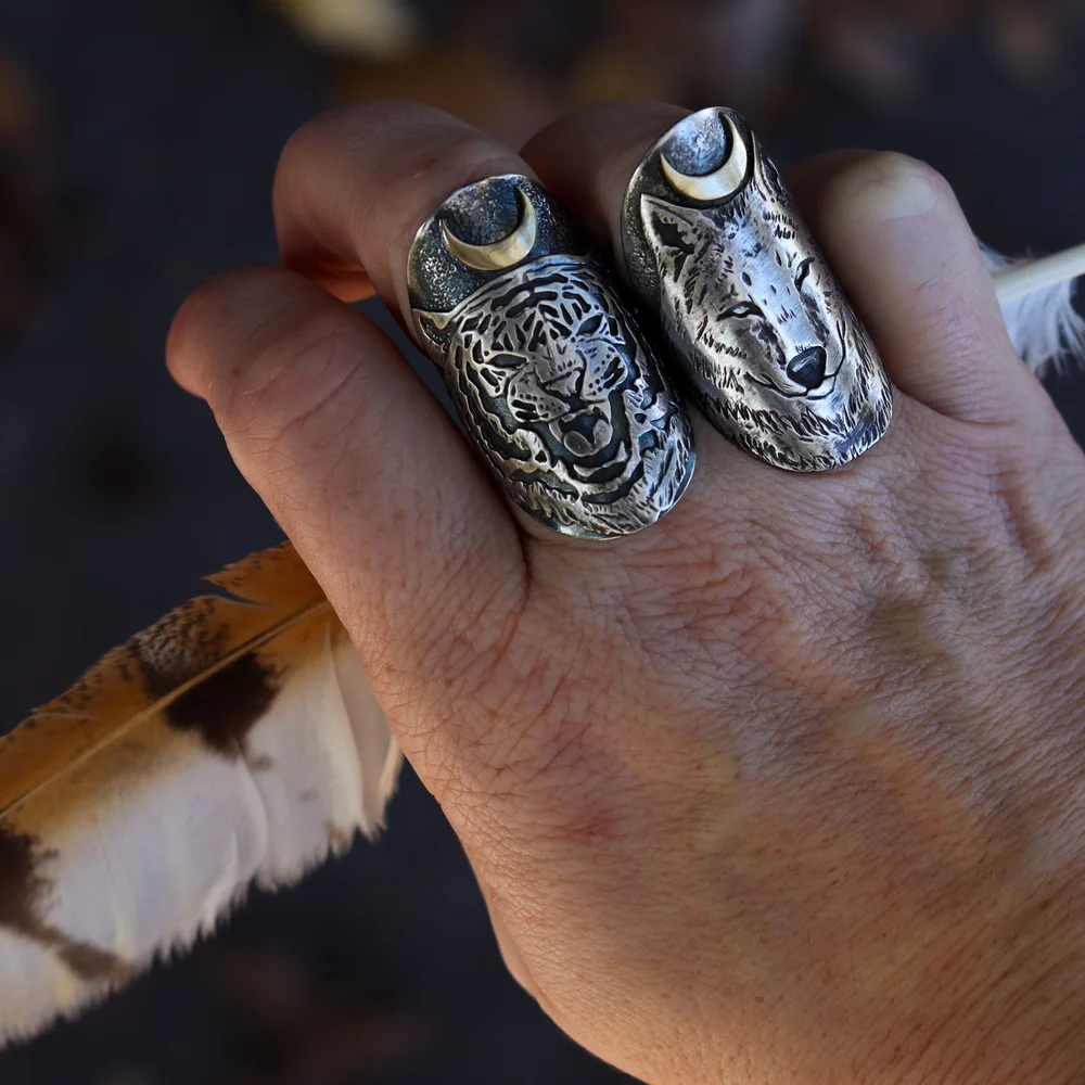 She Wolf, in hand
