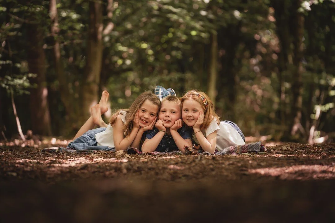 It can be so much fun in the woods! We will be going there a lot over the summer holidays.  There are only two weekends left until the #bucksschools break up! Wow not long to go.⠀⠀⠀⠀⠀⠀⠀⠀⠀
⠀⠀⠀⠀⠀⠀⠀⠀⠀
⠀⠀⠀⠀⠀⠀⠀⠀⠀
⠀⠀⠀⠀⠀⠀⠀⠀⠀
#childrenphotography #ukphotogra