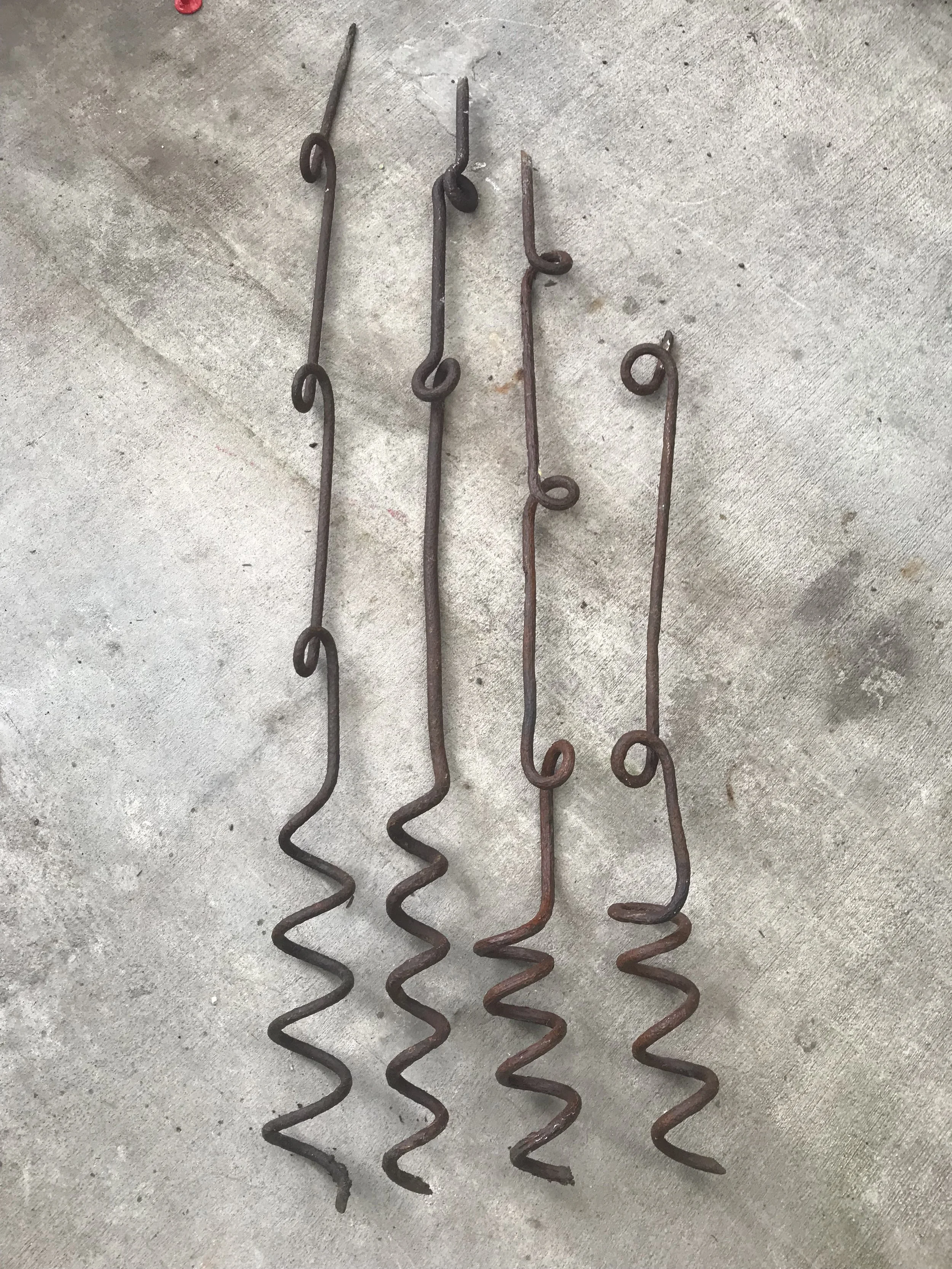 Antique WWI Silent Screw Pickets — Gardenalia