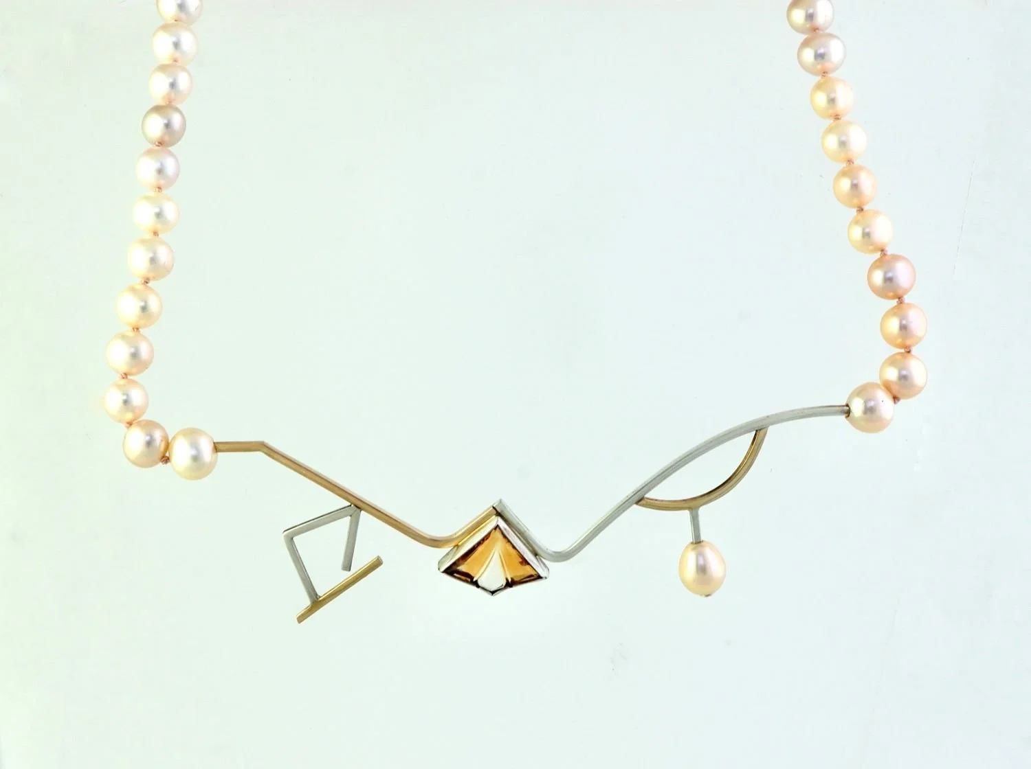 Great Wall 2 Neckpiece (JA164), 2008, sterling, 14K, citrine, pearls, 19.75 x 9 x .5 inches (50 x 3.5 x .6 cm), $1400.00 Cdn