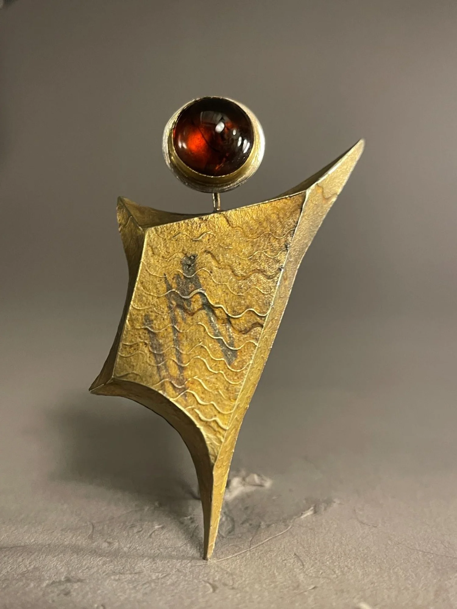 ‘Balance’ Brooch (Swoop Series), 1998, materials 18k gold laminate, sterling, Golden Brown Citrine, 2.5 x 1.25 x .75 inches (6x3.5x1.8cm), $1400 Cdn.