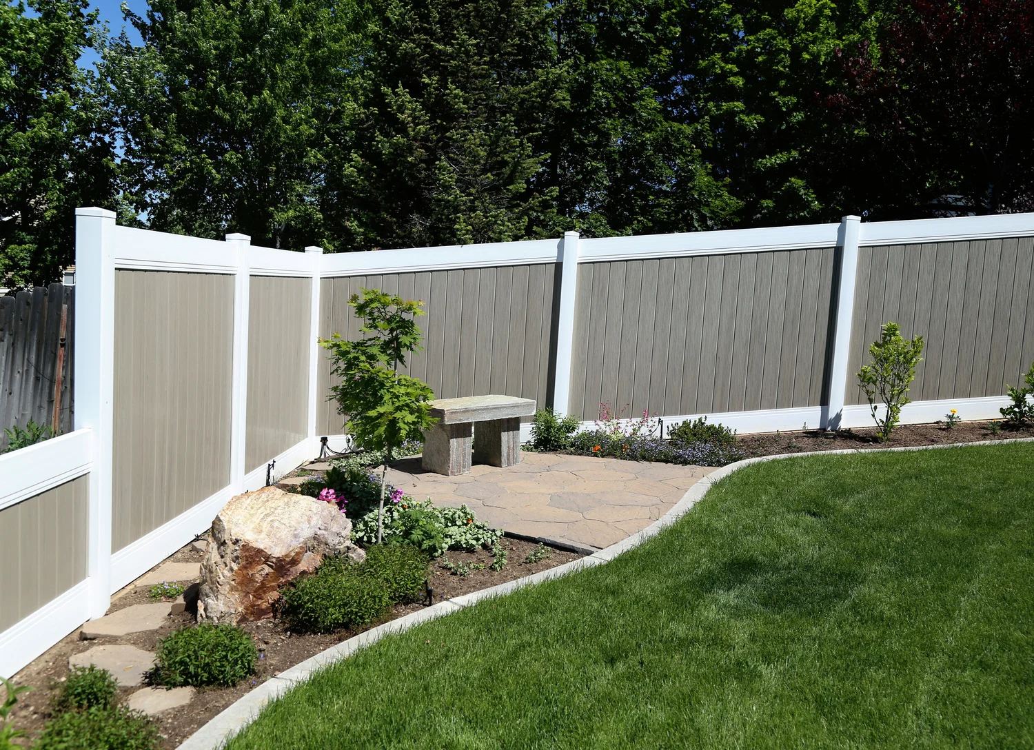 About — Vinyl Fence Connection