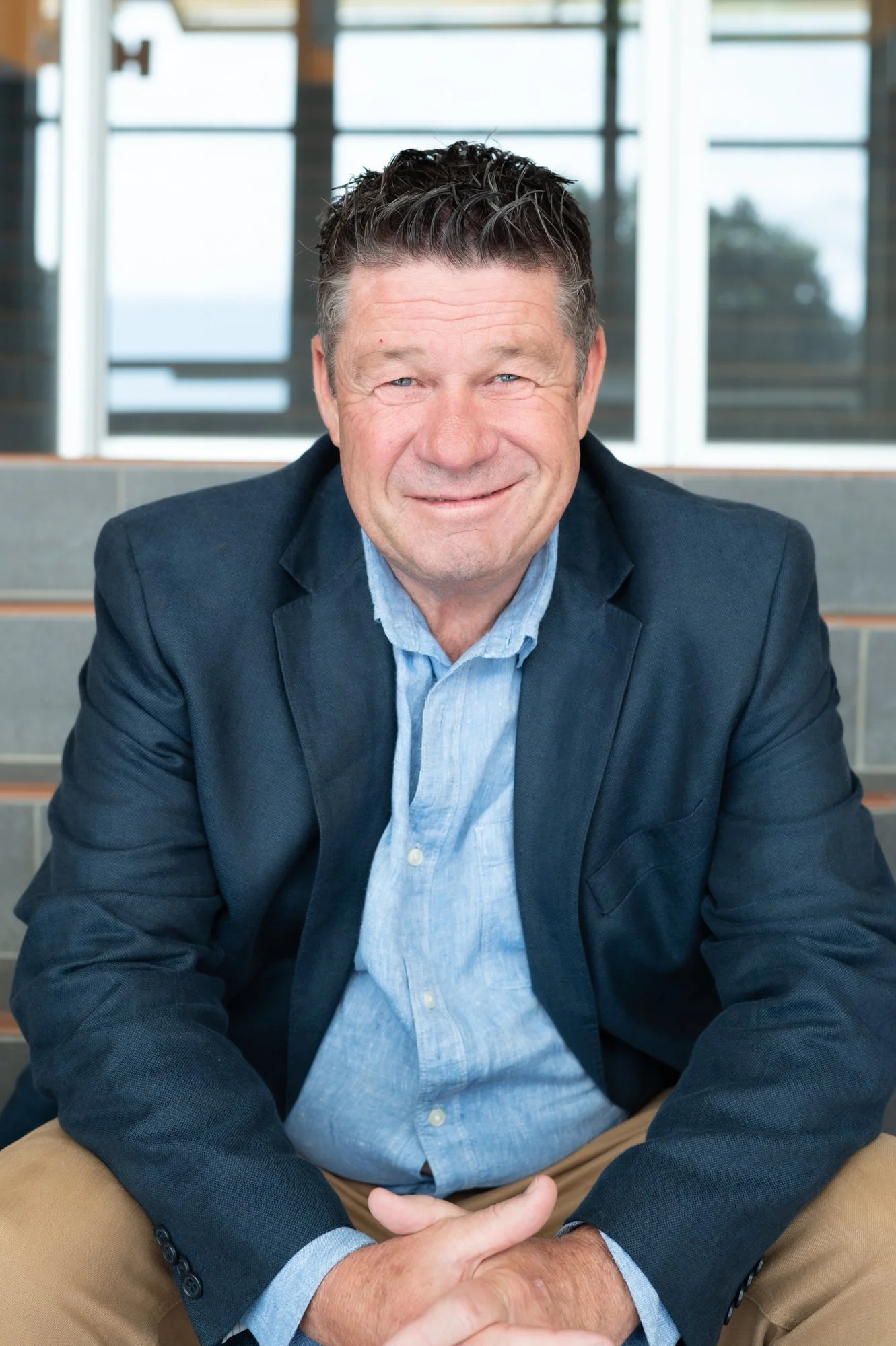 auckland-headshot-linkedin (9).jpg