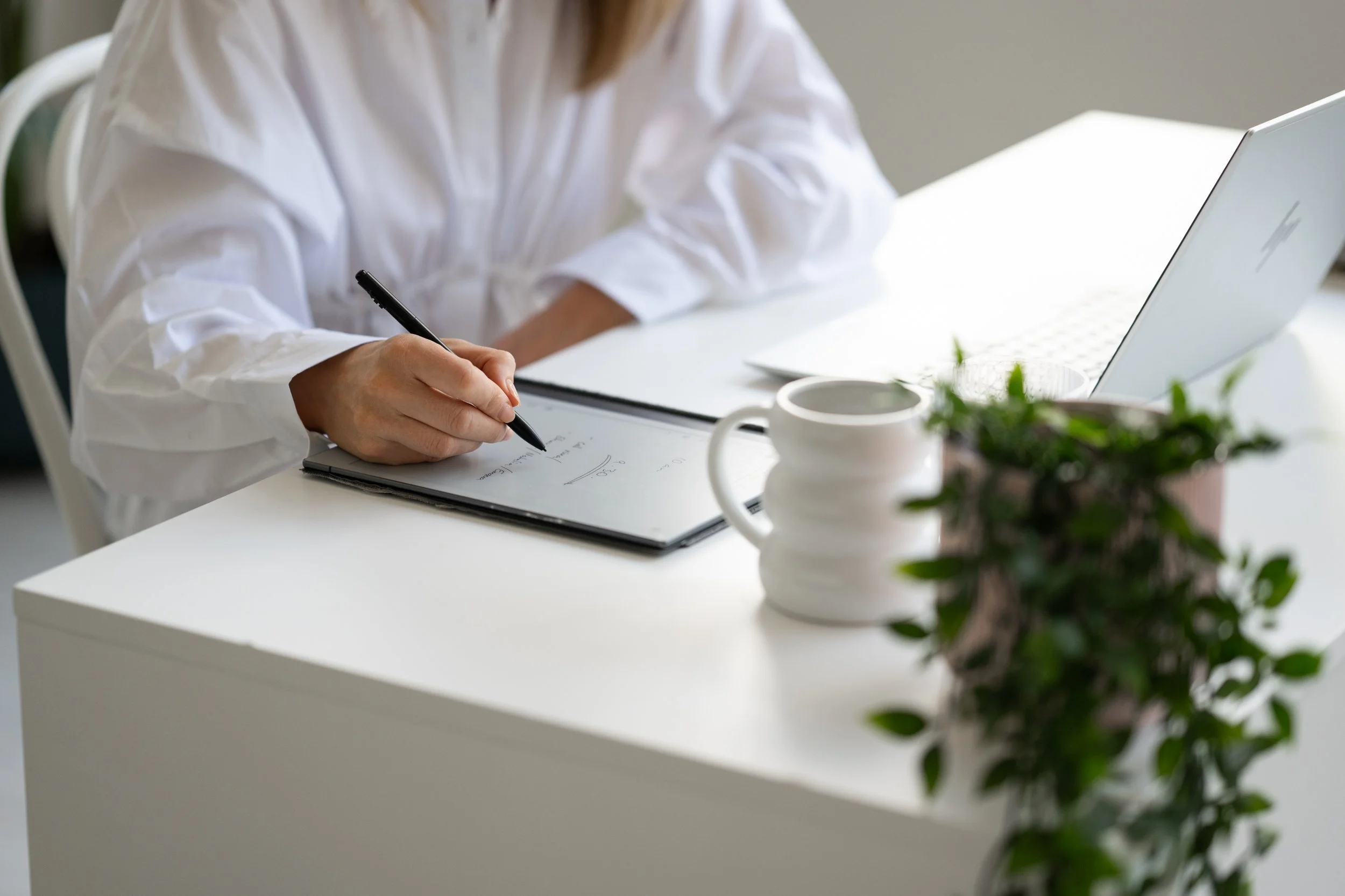PERSONAL BRAND SHOOT AT AUCKLAND STUDIO